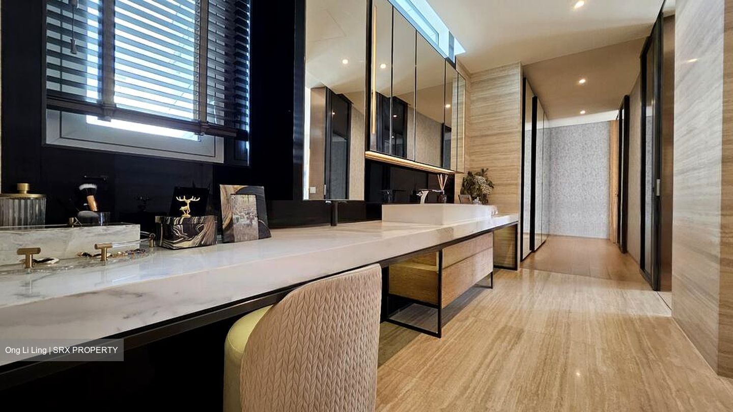 Stamford Road (D6), Condominium #459840381